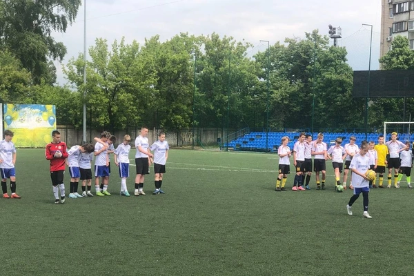 15 травня в Києві відбулися стикові матчі 3-го етапу змагань «Шкільний м’яч» серед вікових категорій U-13 та U-12