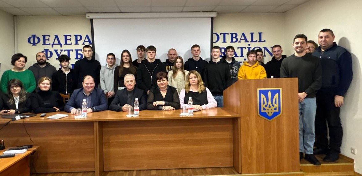 Розвиток спорту обговорили на круглому столі у Києві