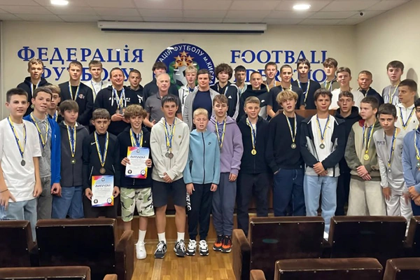 Футбольний клуб 